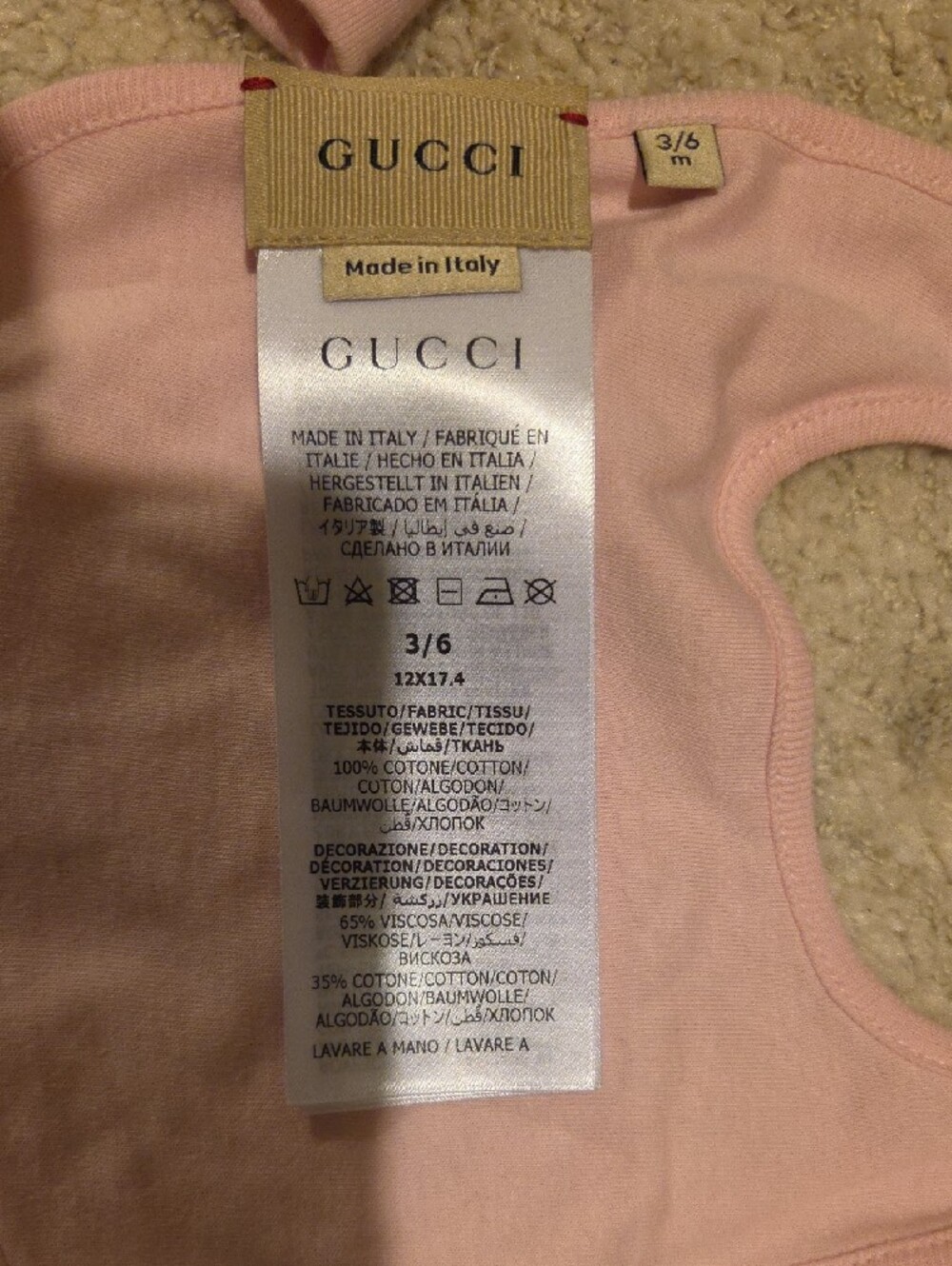 Gucci Pink Baby Hat and Bib Set with Signature Green-Red Stripe - Picture 6 of 10